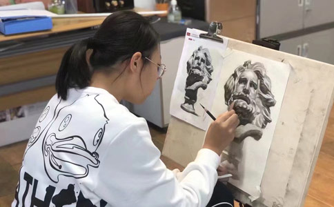 南京艺之行画室专升本美术教学和教学收费