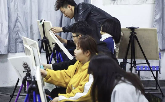 南京艺之行画室高考美术暑期集训营
